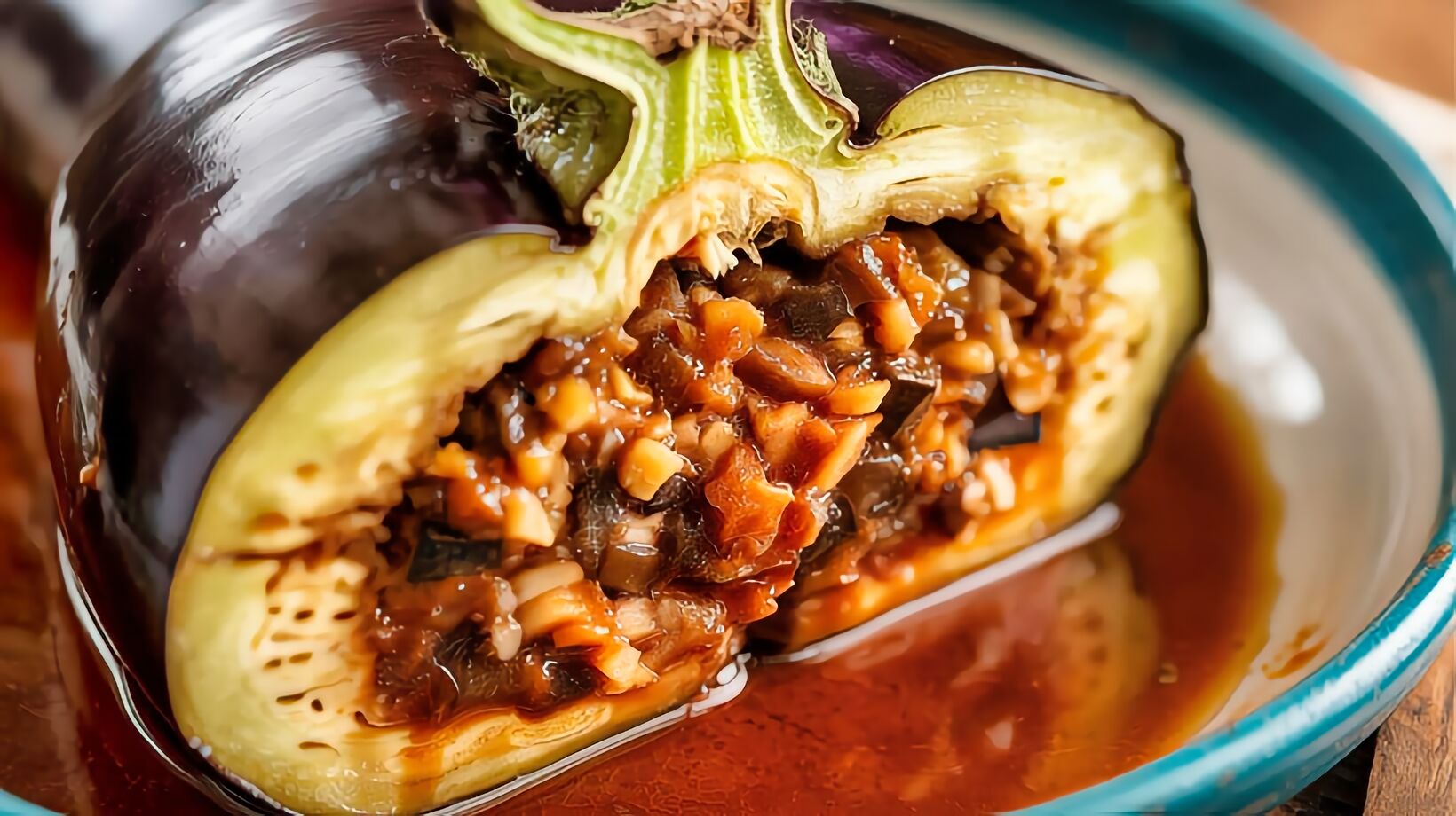 Albanian Patellxhan te mbushur recipe